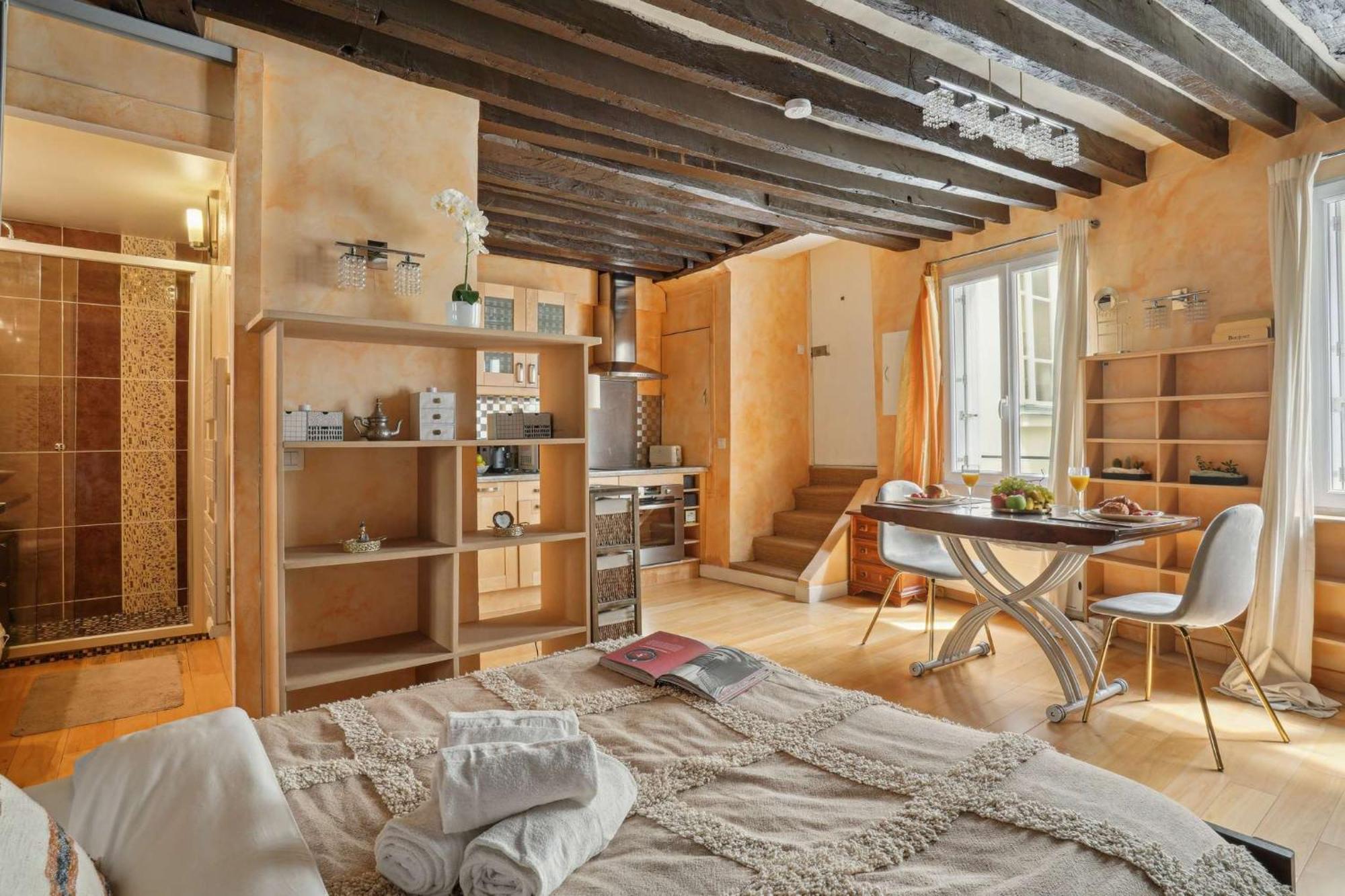 Appartement Le Marais & Pompidou - Cityapartmentstay *